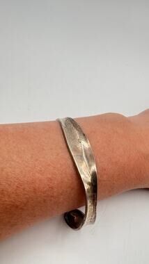 VTG 925 Sterling Silver Boho Wavy Bracelet 12.35 Grams 6 Inches Adjustable Open